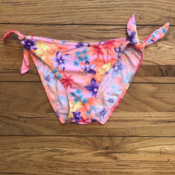 EUC!  Bikini Bottom. 📣 LAST CALL - removing listing 10/14 📣 - Picture 1 of 4